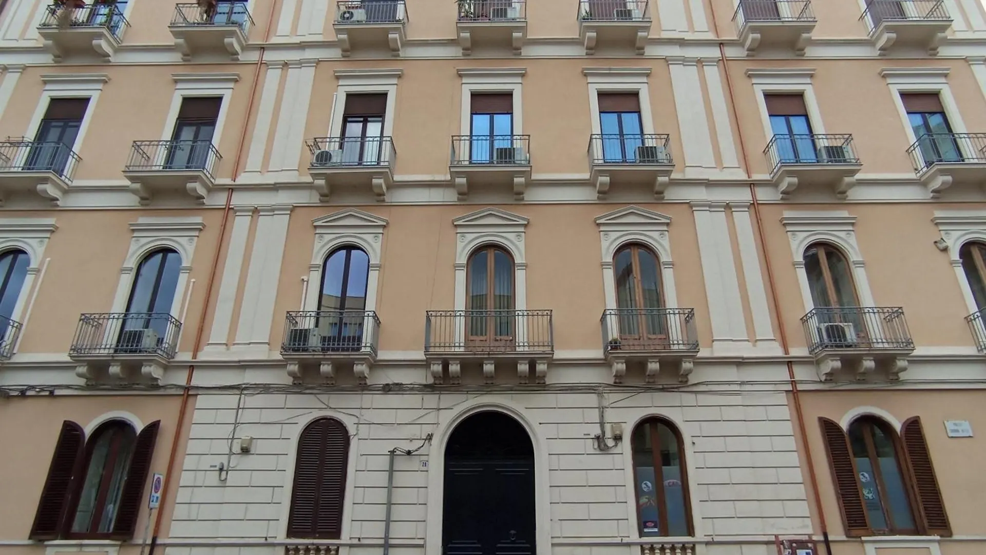 Verga 29 House Catania Bed & Breakfast